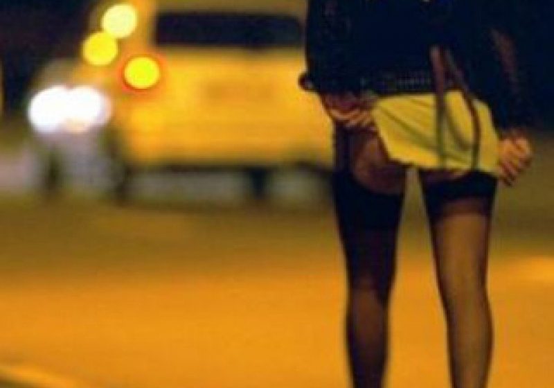 26 de amenzi şi un dosar penal pentru practicarea prostituţiei, drept rezultat al unei acţiuni efectuate de poliţişti