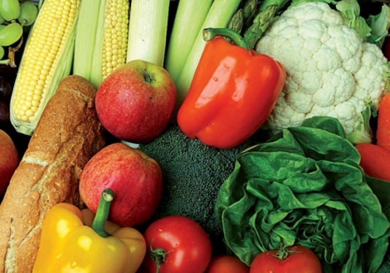 Poienile de sub Munte: Comercianţi amendaţi pentru produsele expuse spre vânzare, fără preţul de desfacere