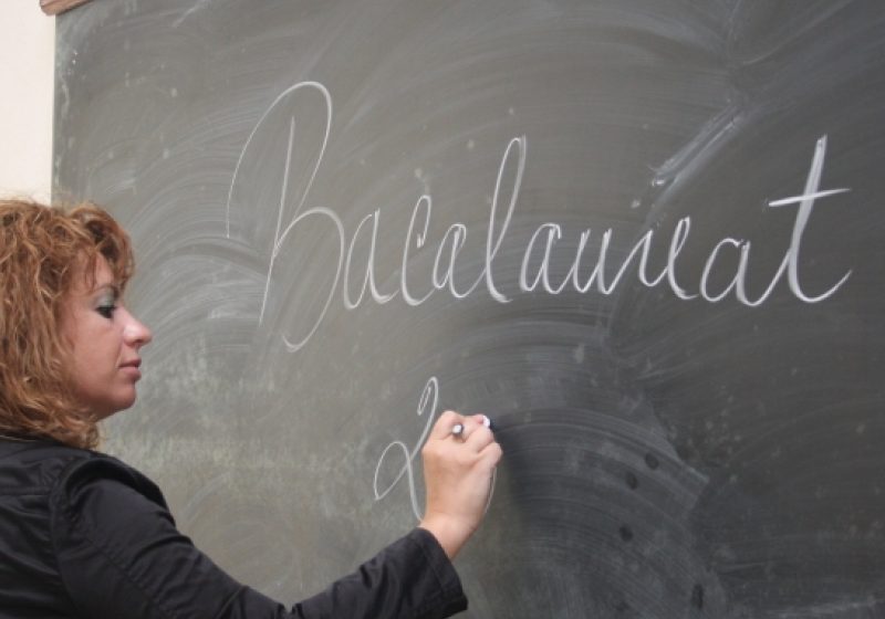 BACALAUREAT 2012: Ponta anunţă că examenul va fi organizat ca în 2011, păstrând inclusiv camerele video