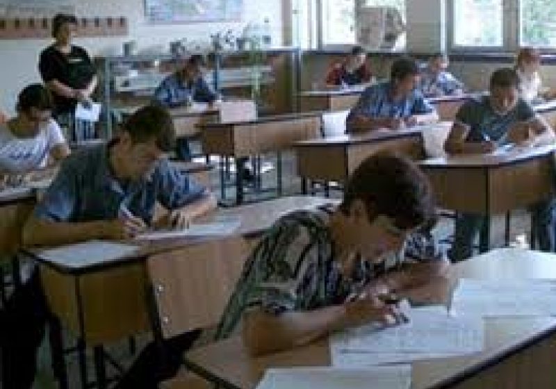 BACALAUREAT 2012: Cadrele didactice din comisii vor fi plătite la fel ca anul trecut BACALAUREAT 2012: Cadrele didactice din comisii vor fi plătite la fel ca anul trecut