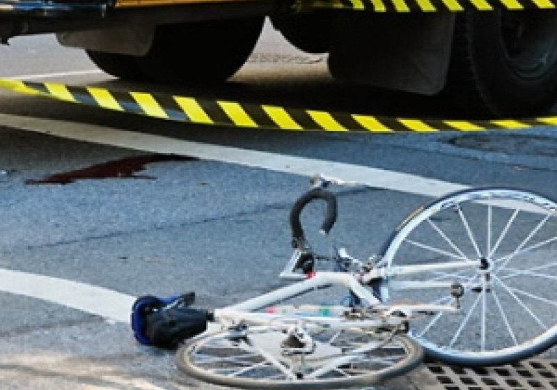 SIGHET: Biciclist accidentat pe strada Avram Iancu SIGHET: Biciclist accidentat pe strada Avram Iancu