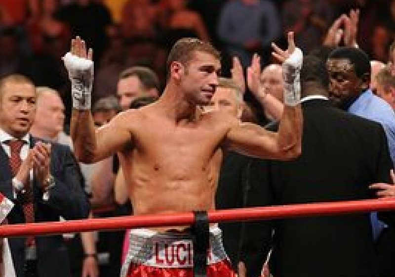 Box: Lucian Bute – E prima mea înfrâgere, dar nu este sfârşitul lumii Box: Lucian Bute – E prima mea înfrâgere, dar nu este sfârşitul lumii