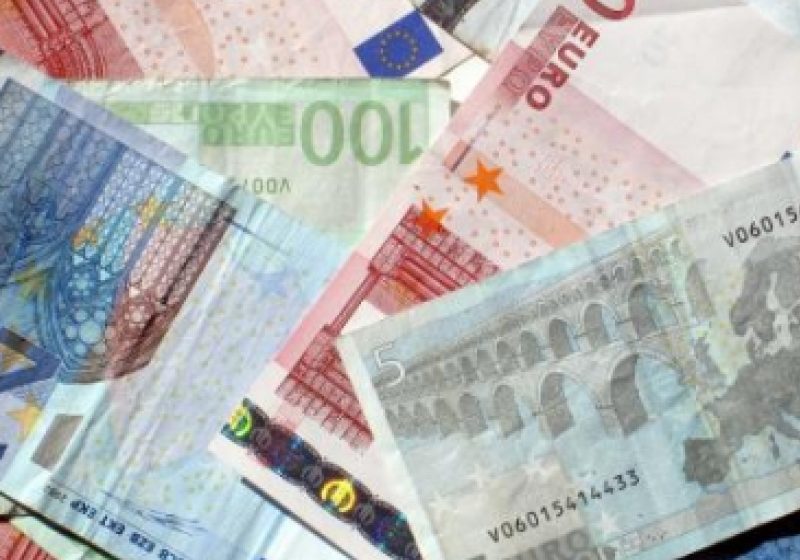 Cursul leu/euro a atins al patrulea maxim istoric consecutiv