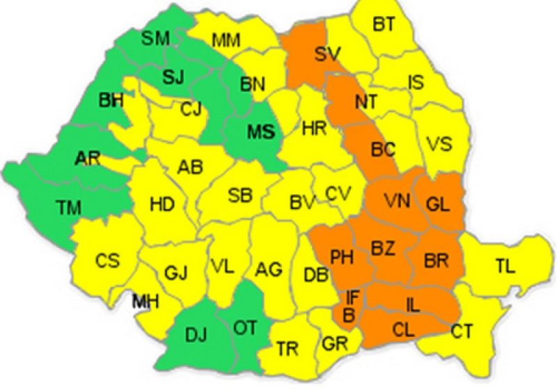 COD PORTOCALIU de ploi şi vijelii în 11 judeţe şi Capitală