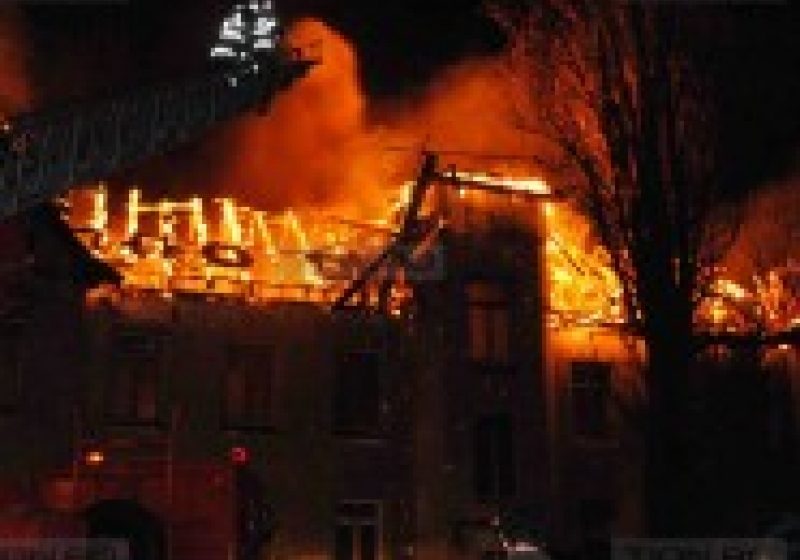 SIGHET: Incendiu in subsolul unei clădiri din apropierea Gării SIGHET: Incendiu in subsolul unei clădiri din apropierea Gării