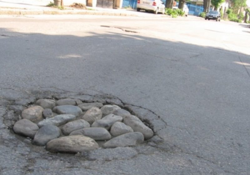 SIGHET: Lucrătorii de la Urbana finalizează săptămâna aceasta lucrările de plombare din zona Iapa şi lucrările de plombare pe Podul Istoric SIGHET: Lucrătorii de la Urbana finalizează săptămâna aceasta lucrările de plombare din zona Iapa şi lucrările de plombare pe Podul Istoric