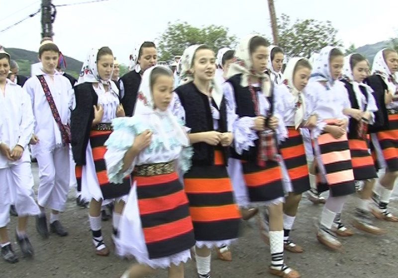 SALISTEA DE SUS: Festivalul Traditiilor Maramuresene