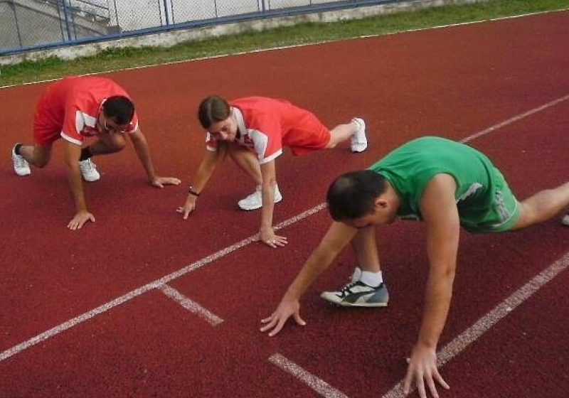 SIGHET: Locul I pe ţară la săritură în lungime şi aruncarea cu suliţa şi cu greutatea obţinute de tineri sportivi sigheteni SIGHET: Locul I pe ţară la săritură în lungime şi aruncarea cu suliţa şi cu greutatea obţinute de tineri sportivi sigheteni
