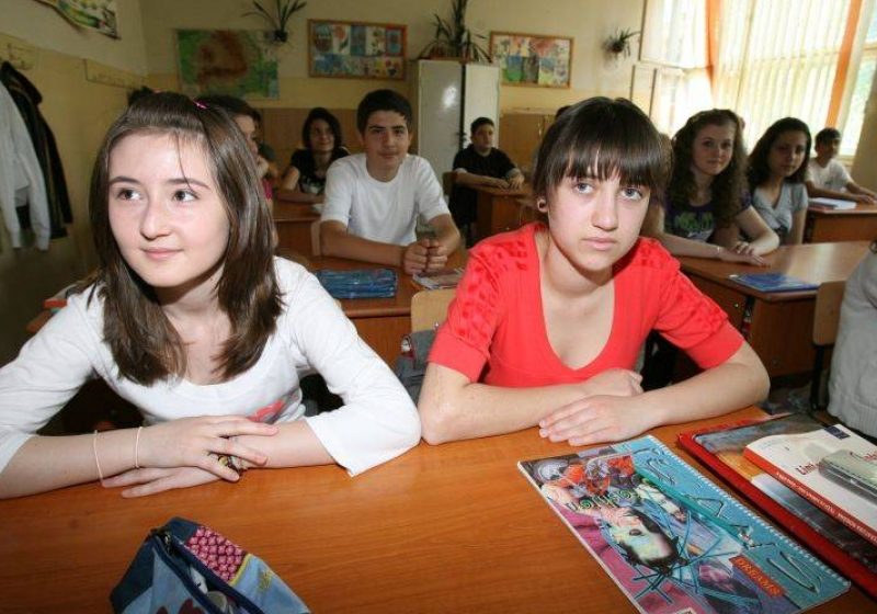 Care sunt scolile selectate pentru testarile pilot care-i vizează pe unii elevi din clasele a II-a, a IV-a si a VI-a