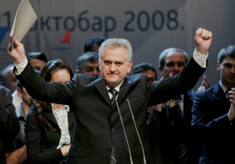 Tomislav Nikolici a câştigat alegerile sârbe cu 50,21 la sută din voturi – rezultate parţiale