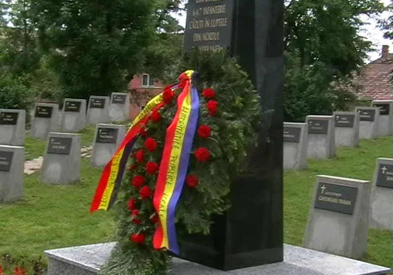 Baia Mare: Eroii neamului, comemorati printr-un ceremonial militar si religios la Monumentul Ostasului Roman Baia Mare: Eroii neamului, comemorati printr-un ceremonial militar si religios la Monumentul Ostasului Roman