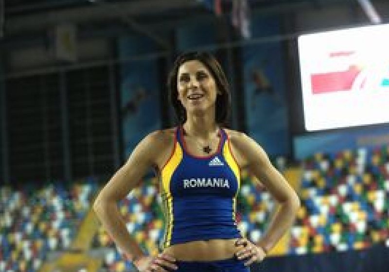 Atletism: Angela Moroşanu, calificată la JO-2012, la 400 m g şi 200 m, la Internaţionalele de vineri Atletism: Angela Moroşanu, calificată la JO-2012, la 400 m g şi 200 m, la Internaţionalele de vineri