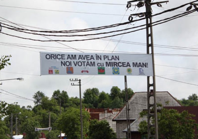 Biroul Electoral de Circumscripţie Judeţeană Maramureş a decis îndepărtarea unor bannere electorale Biroul Electoral de Circumscripţie Judeţeană Maramureş a decis îndepărtarea unor bannere electorale