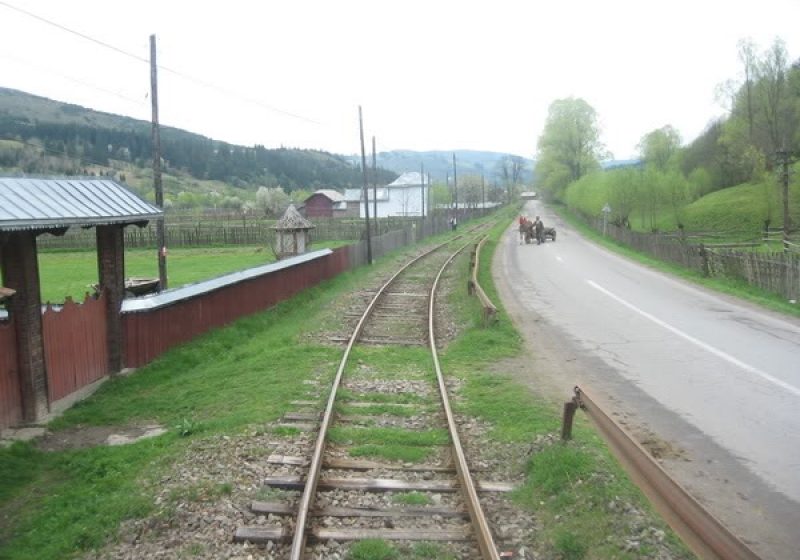 Eveniment rutier la pasajul cu trecere la nivel cu calea ferată