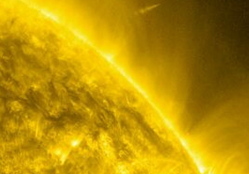 Furtună magnetică moderată pe Terra Furtună magnetică moderată pe Terra