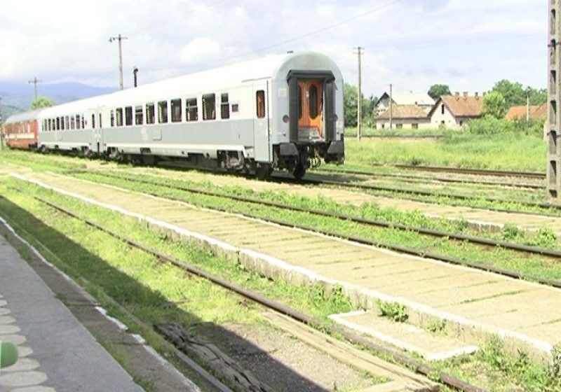 Reduceri la preţul abonamentelor CFR călători de luni 18 iunie
