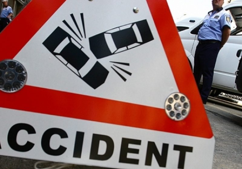 Un mopedist de 81 de ani din Borşa a fost grav rănit într-un accident de circulaţie