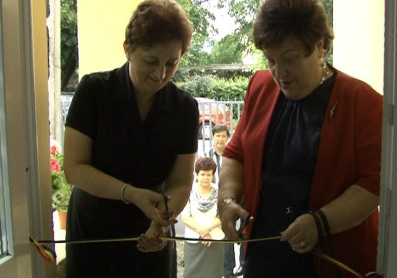 SIGHET: Astăzi a fost tăiată panglica inaugurală la noul sediu al Serviciului Social Sighet SIGHET: Astăzi a fost tăiată panglica inaugurală la noul sediu al Serviciului Social Sighet