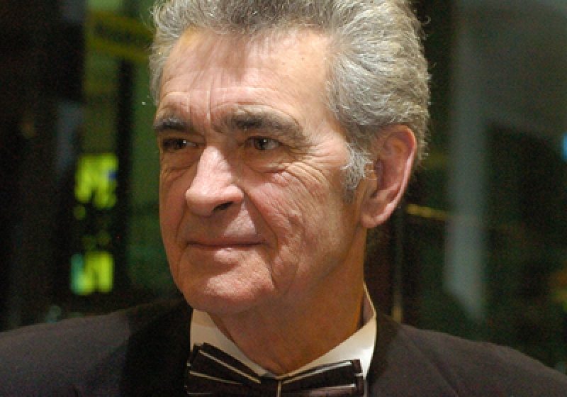 IURIE DARIE, în stare foarte gravă după ce a suferit un ACCIDENT VASCULAR CEREBRAL IURIE DARIE, în stare foarte gravă după ce a suferit un ACCIDENT VASCULAR CEREBRAL