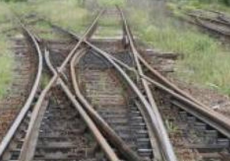 CFR alocă 1,4 milioane de lei pentru lucrări de reparaţii curente la linia de cale ferată