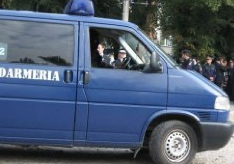 Şomcuta Mare: Un tânăr a fost sancţionat pentru injuriile aduse trecătorilor Şomcuta Mare: Un tânăr a fost sancţionat pentru injuriile aduse trecătorilor
