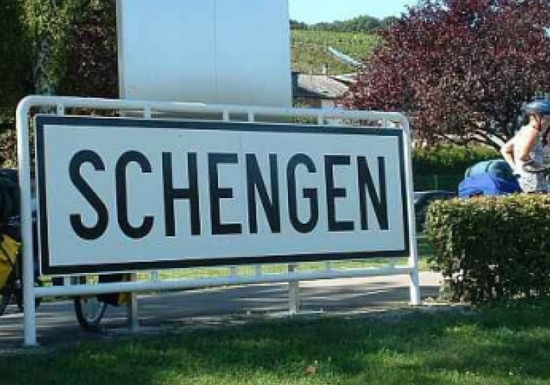 Guvernele UE vor să excludă PE din procesul de decizie privind Schengen. România se opune