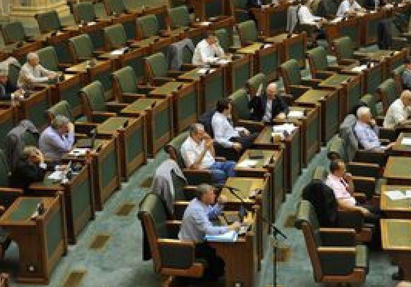 Senatul dezbate modificarea taxei clawback
