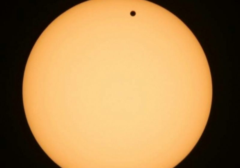Baia Mare: Tranzitul planetei Venus pe discul solar, observat la Planetariul din Baia Mare