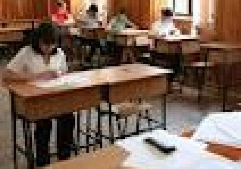 Bacalaureatul va continua miercuri cu proba obligatorie a profilului