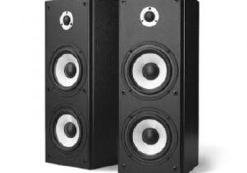 Amendat pentru că asculta muzica la volum mare