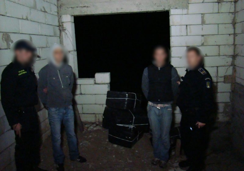 Reţinuţi pentru contrabandă la Sarasău Reţinuţi pentru contrabandă la Sarasău