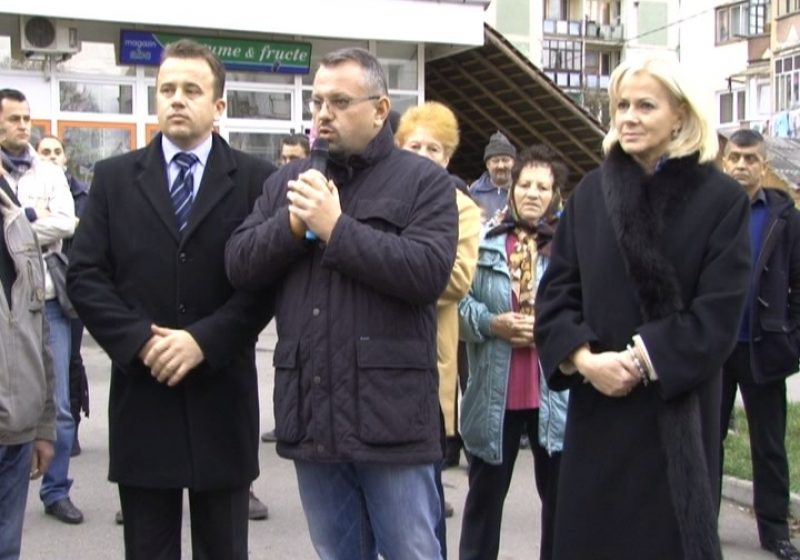 SIGHET: Candidaţii USL prezenţi în mijlocul sighetenilor SIGHET: Candidaţii USL prezenţi în mijlocul sighetenilor