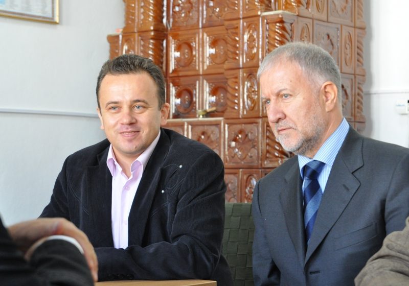 Maramureş: Lăcașurile de cult din județ au primit peste un milion de lei, anunţă ministrul Liviu Marian Pop Maramureş: Lăcașurile de cult din județ au primit peste un milion de lei, anunţă ministrul Liviu Marian Pop