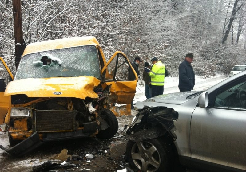 Cavnic: Directorul spitalului din localitate a fost implicat într-un accident rutier