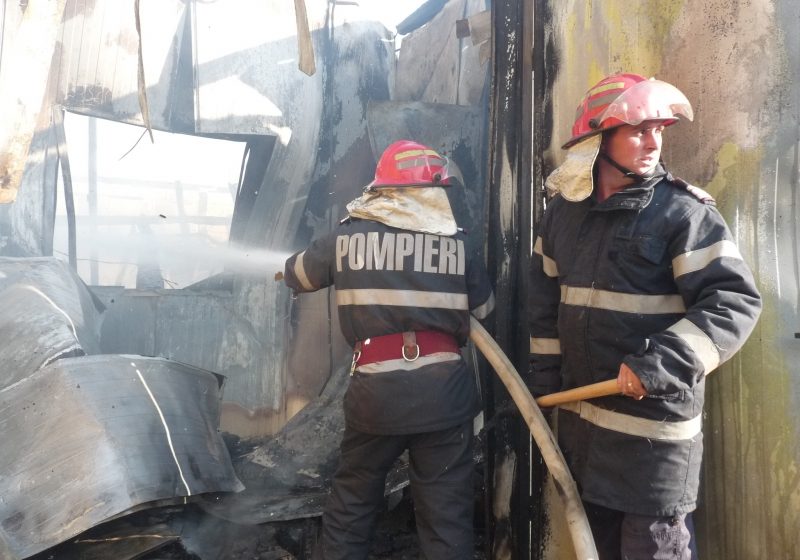 Maramureş: Activitate la foc continuu pentru pompierii maramureşeni