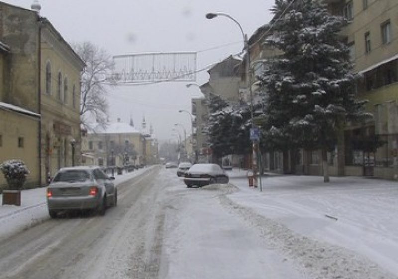 Avertizare cod galben de ninsori abundente şi vânt pentru zona montană a Maramureşului