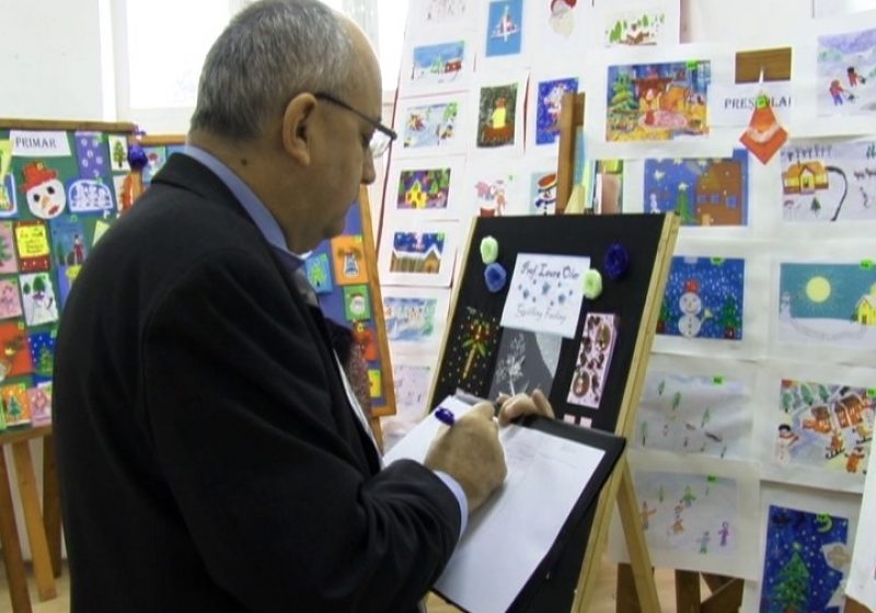 Peste 900 de copii din toată ţara au participat  la Concursul Naţional de Artă Plastică de la Vişeu de Sus