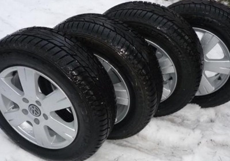 Sancţionaţi pentru că nu aveau maşinile echipate de iarnă