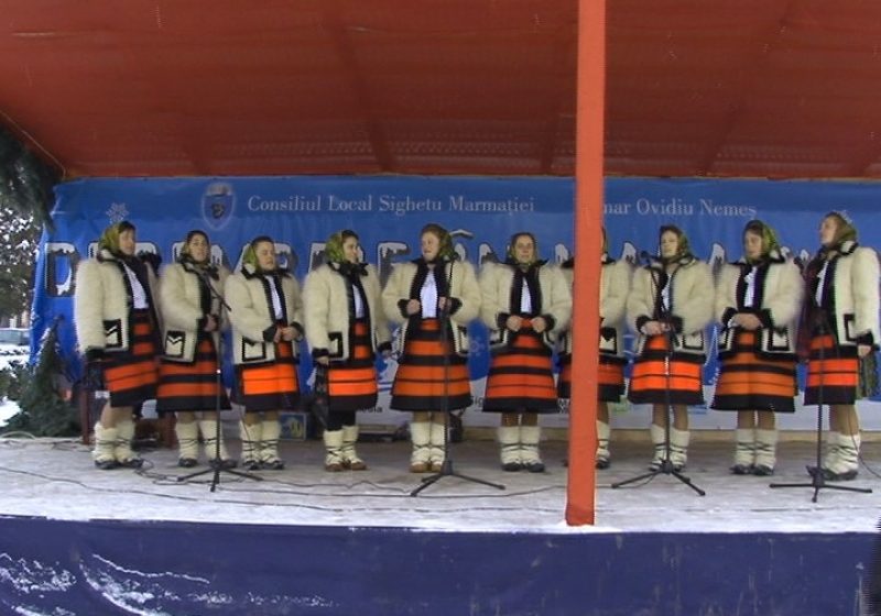 Şi Călineştiul se pregăteşte de Crăciun