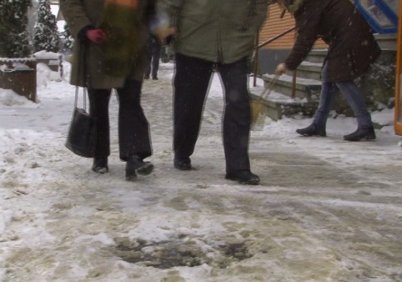 Sighet: Atenţie mare la căzături! Sighet: Atenţie mare la căzături!