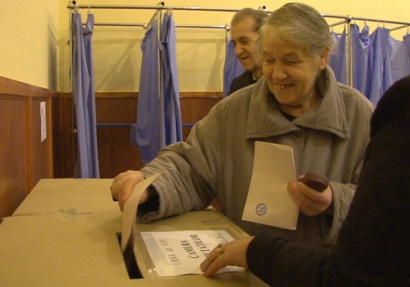 SIGHET: Sighetenii s-au prezentat la urne decişi să aleagă un viitor mai bun SIGHET: Sighetenii s-au prezentat la urne decişi să aleagă un viitor mai bun