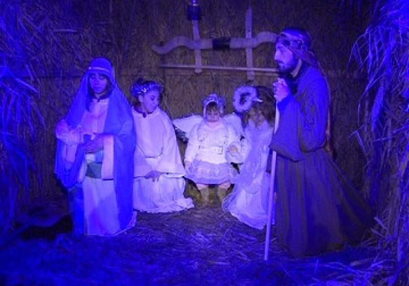 SIGHET: Spiritul franciscan s-a întâlnit cu cel maramureşean într-un spectacol de Crăciun pus în scenă în curtea Asociaţiei „Fraţi Minori Capucini”