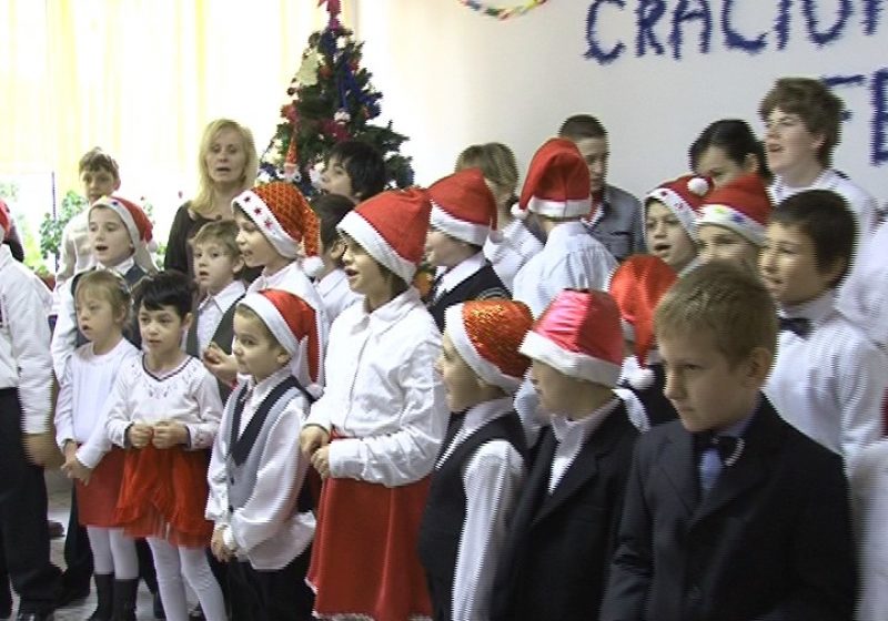 SIGHET: Zi de sărbătoarea la Şcoala Gimnazială Specială din Sighet.