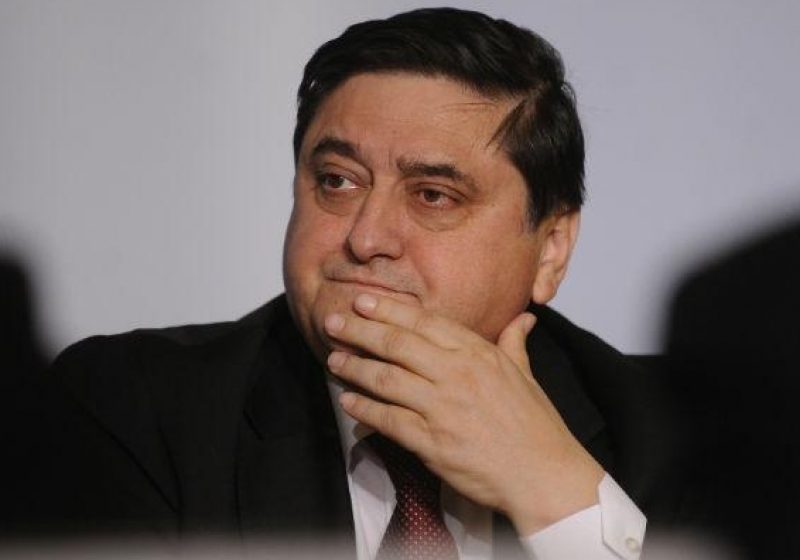 Autorităţile vor face concedieri în companiile de stat cu pierderi