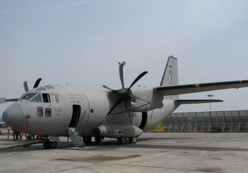 Cei doi români ucişi în atacul din Algeria au fost repatriaţi. Aeronava militară cu trupurile neînsufleţite a ajuns în ţară