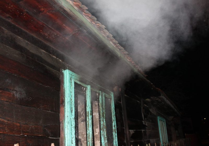 SIGHET: Incendiu la o casa de pe Faget – FOTO
