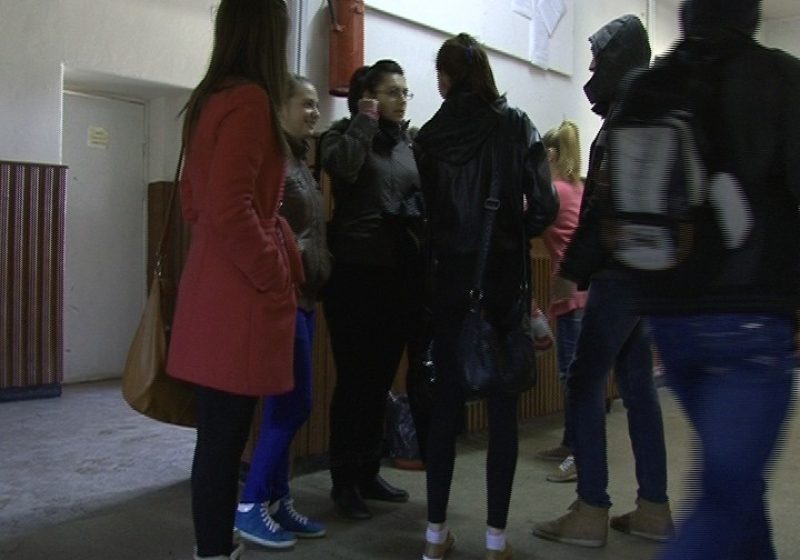 Elevii Liceului "Tehnologic Forestier" au avut astăzi simulări la biologie, fizică şi geografie