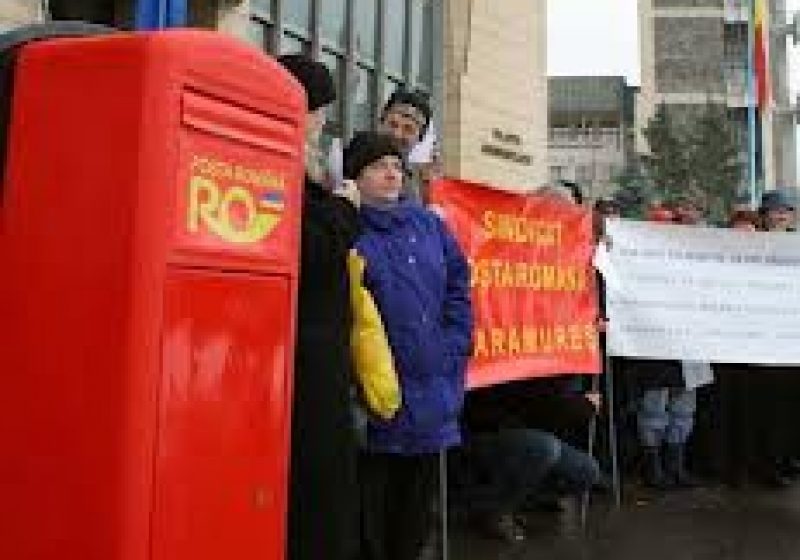 Maramureş: Poştaşii maramureşeni protestează Maramureş: Poştaşii maramureşeni protestează