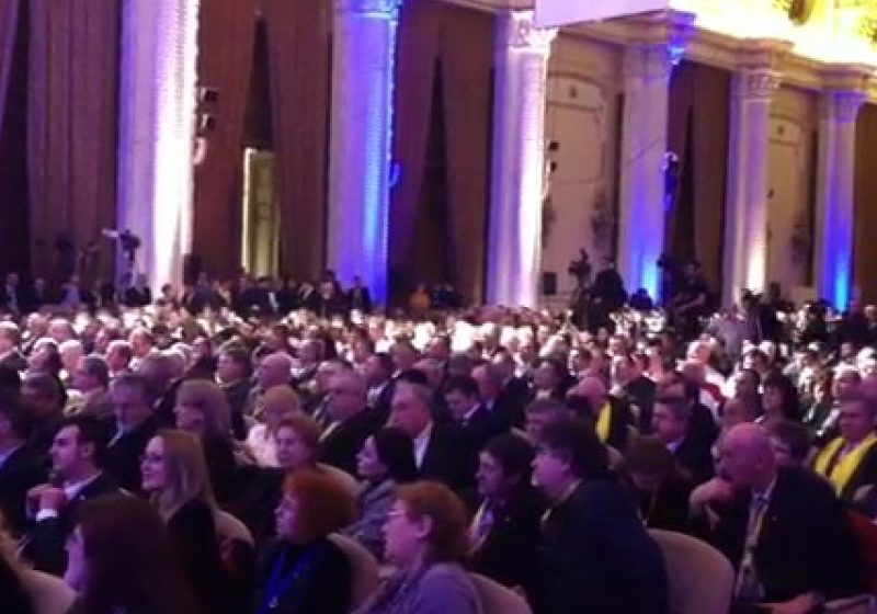Peste 1300 de delegaţi, prezenţi la Congresul extraordinar al Partidului Naţional Liberal Peste 1300 de delegaţi, prezenţi la Congresul extraordinar al Partidului Naţional Liberal