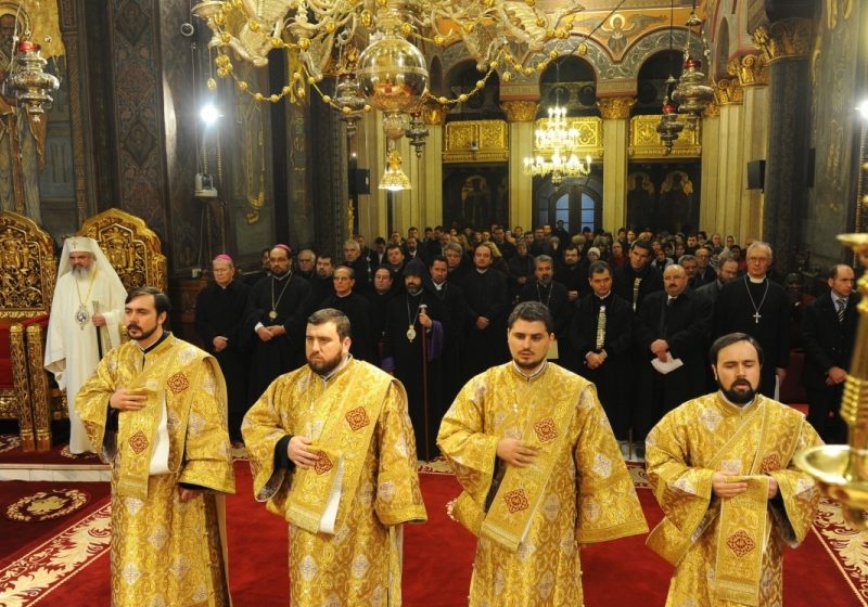 Peste 20 de ONG-uri cer oprirea finanţării cultelor religioase de către stat